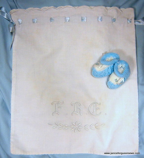 antique-baby-laundry-bag-15